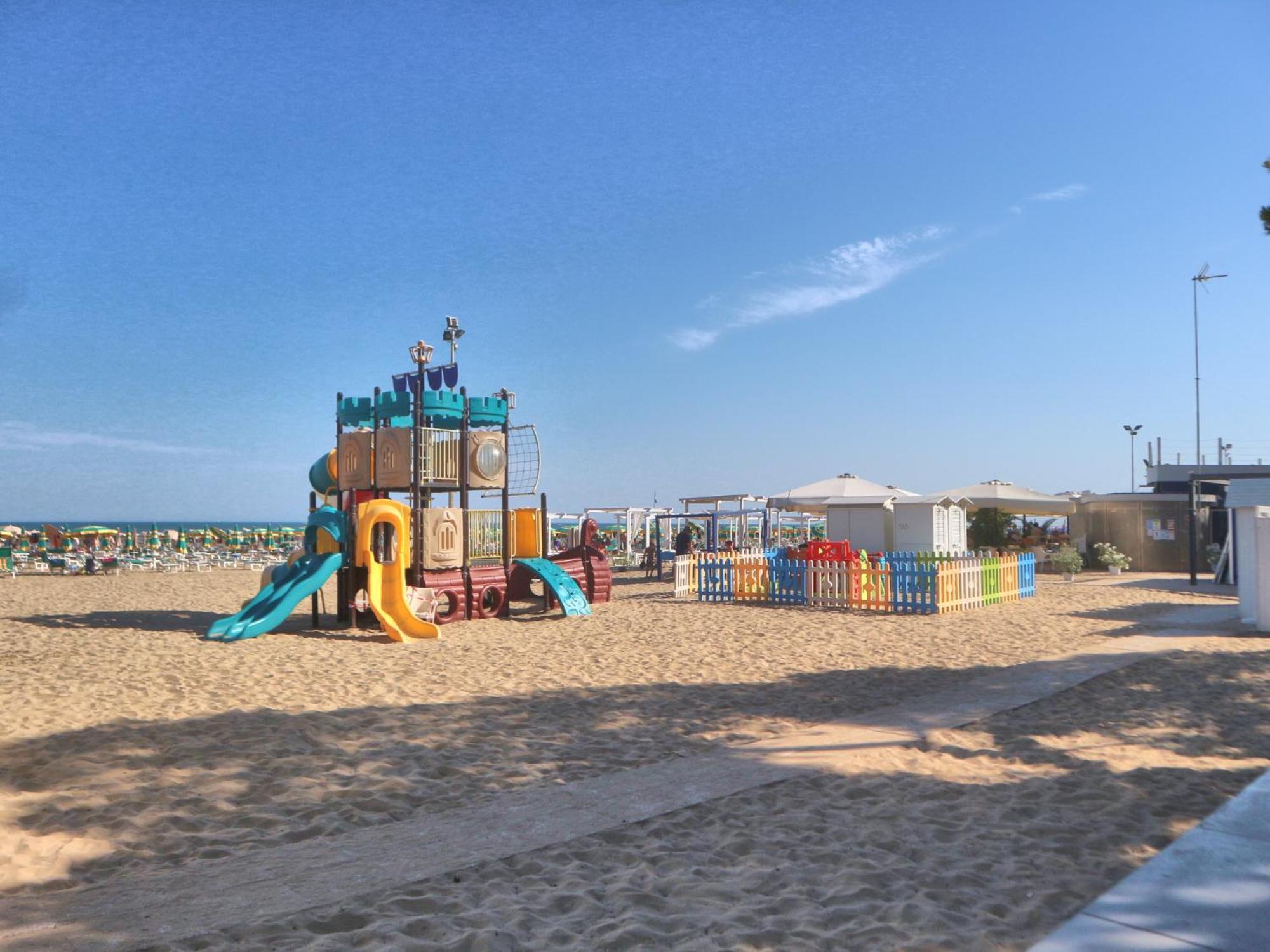 Apartamento Burello Lignano Sabbiadoro Exterior foto